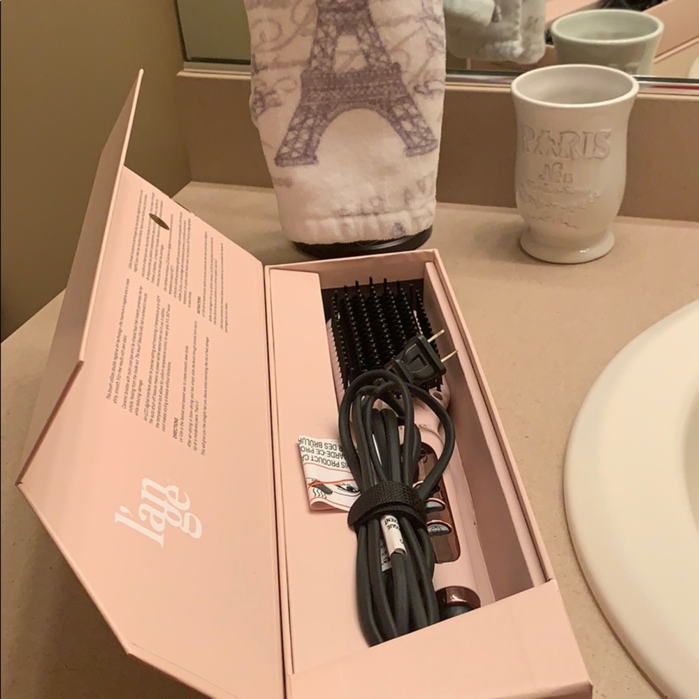 LE VITE Hairbrush straightener Blush * Rose